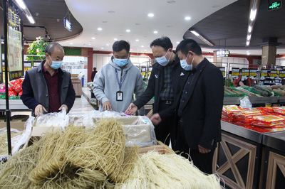 河南省永城市市场监督管理局督导检查全市食品流通安全监管工作